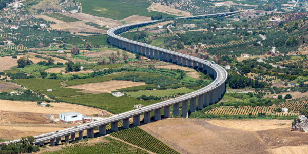 Inspección industrial con drones para Control de estructuras en Jaén